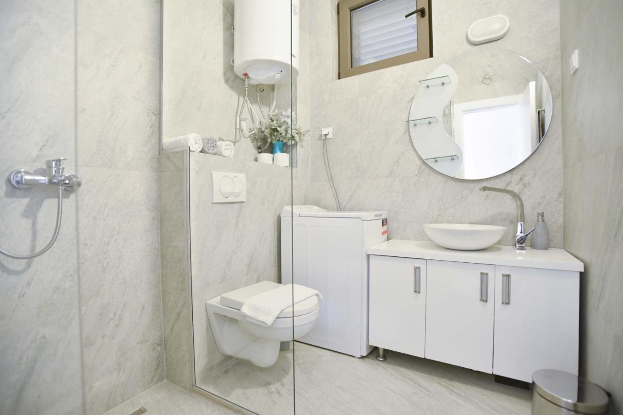 Verbalj Apartment With Swimming Pool โกตอร์ ภายนอก รูปภาพ