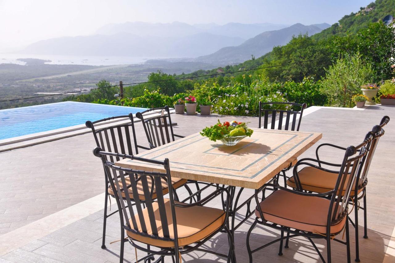 Verbalj Apartment With Swimming Pool โกตอร์ ภายนอก รูปภาพ