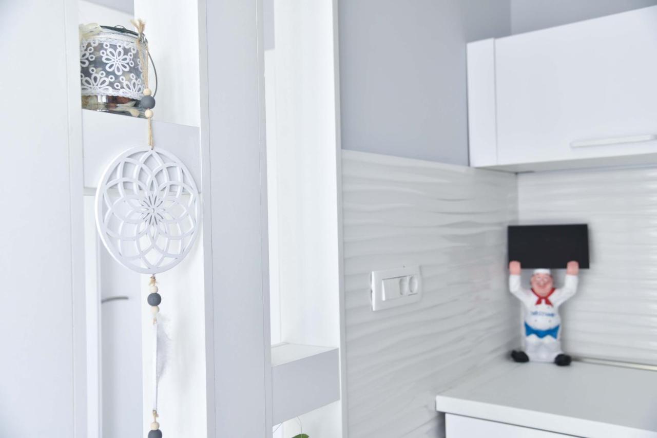 Verbalj Apartment With Swimming Pool โกตอร์ ภายนอก รูปภาพ